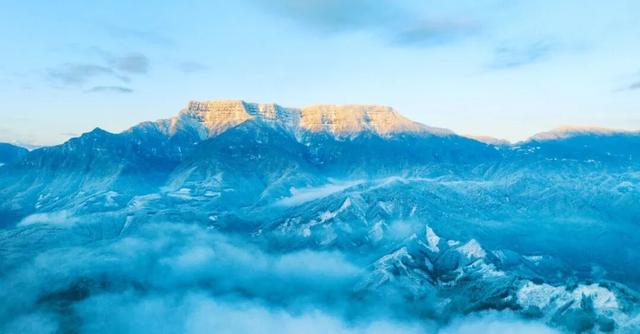 冷空气预警！鹅毛大雪即将突袭瓦屋山！