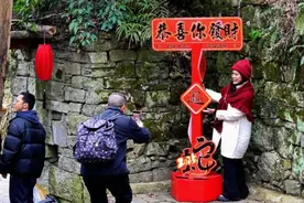 文化中国行·屯堡人家过大年 | 体验春节别样乐趣‌，快到云峰屯堡景区参加新春游园会吧！图片