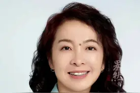 新华社北京3月12日消息，中国驻刚果（布）大使李岩同志于2025年2月27日在北京不幸去世，终年52岁。图片