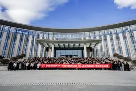 伊利：坚持以人为本 践行“员工价值领先”目标图片