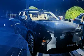 19.9万元起！奇瑞星纪元ET开启预售，高新华：要成为50万元以内最好的电动大SUV图片