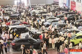 深圳2.6亿补贴汽车“置换更新”图片