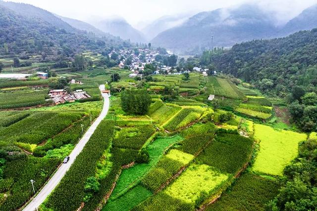 “红旗井”滋润卫辉小山村，秋日田园风光美