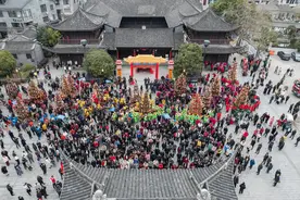 文化中国行｜浙江宁海：鼓亭抬阁闹元宵  500年非遗民俗再现图片