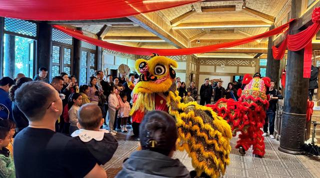 “双节”同庆文旅热 人气消费“双丰收” 国庆中秋假期宝鸡文旅市场持续火爆