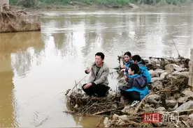播撒科技的种子，在村小开出环保之花，这名教师入选绿色低碳先进名单图片
