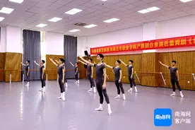 重温革命岁月记忆！中央芭蕾舞团邀你与《红色娘子军》一起“回娘家”图片