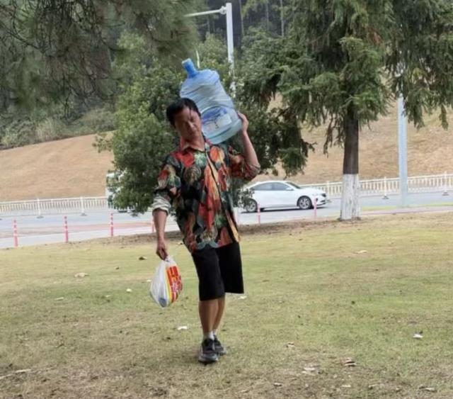 鸡排哥爆火之后