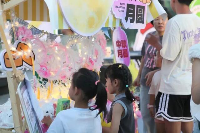 一键收藏！中秋遇国庆，带上这份攻略畅游曲江！