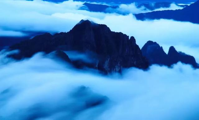 42℃的天往哪儿逃，自然是均温20℃的九龙啦！