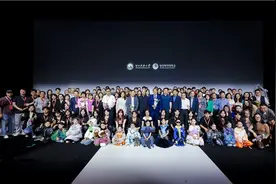 河北科技大学&韩国诚信女子大学大秀亮相中国国际大学生时装周图片