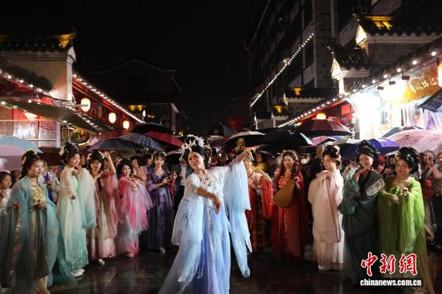 从“景点旅游”到“全域旅游” 陕西安康特色活动展现汉水文化魅力