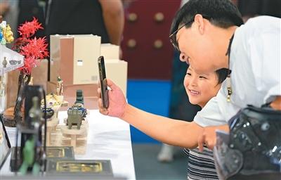 特色文创成文旅市场新宠（文旅新象）