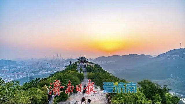 秋色不等人 速来解锁公园景区的N种玩法！