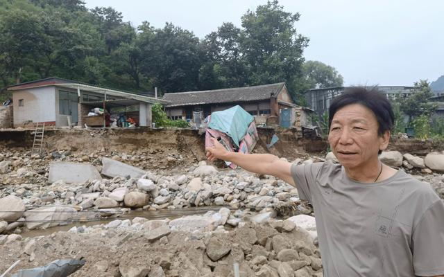 被洪水冲走前，村支书尹春燕的最后九小时