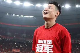 武磊完成膝盖手术，康复水平决定武磊能恢复几成功力，现在谈世预赛纯一厢情愿图片