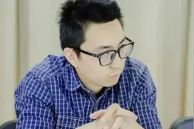 13岁在巴西摆地摊，现在是贸易公司掌舵人→图片