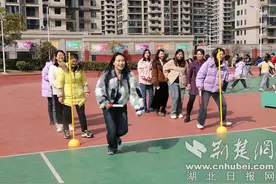 茅箭区天津路第二小学开展“三八妇女节”庆祝活动图片