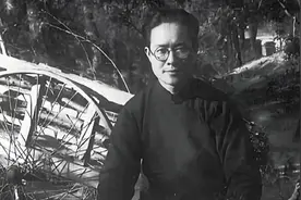 苏岚烟：凤凰涅槃图片