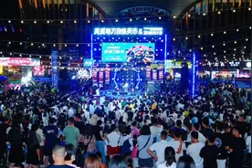 有“潍”度丨凤溪地夜市烟火再起，何以引得众人蜂拥而至？图片