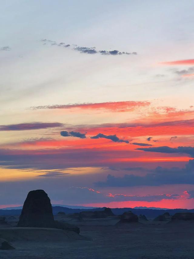 【央媒聚焦丨学习强国】生态中国·幸福画卷丨乌尔禾的云