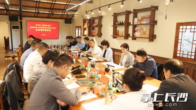 打造现象级文旅产品，叫响“花开靖港”IP