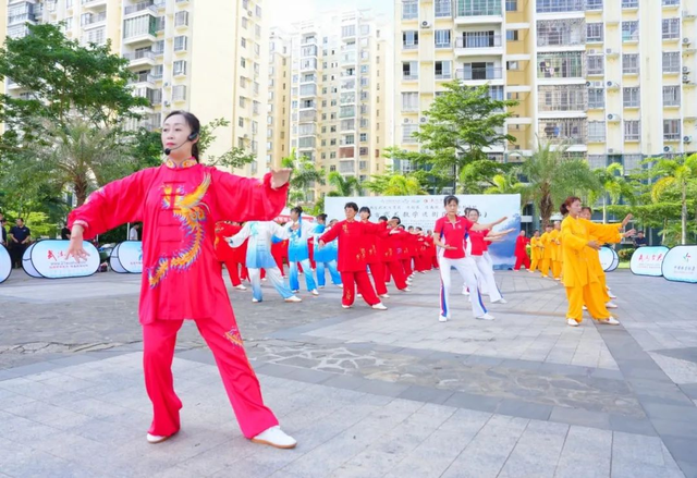 孝敬爸妈好就来海南岛 | 25℃的温暖，是给他们最好的礼物