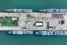 看“舰”青岛！2024年海军成立纪念日举办舰艇开放活动图片
