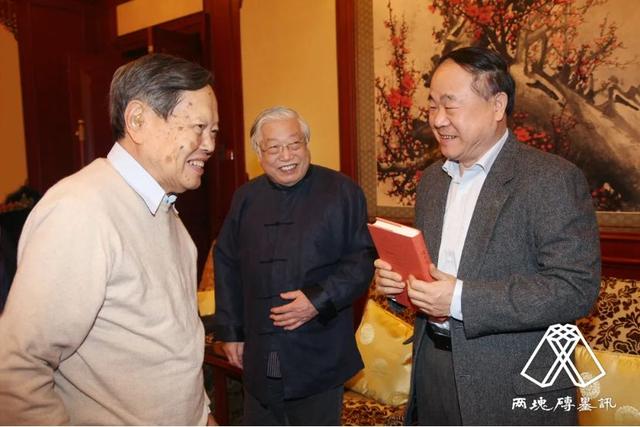 莫言发文悼念杨振宁