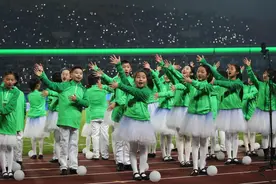 从“门可罗雀”到“一票难求”——亚运长尾效应推升球市热度图片