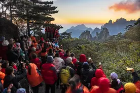国庆七天假期落幕，黄山风景区迎客19.2万人图片