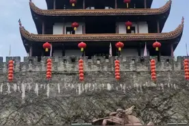 长沙天心阁外太平军雕塑已拆除？当地政府办：景区整修期间暂时迁移图片