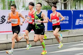 长嘉汇半程马拉松开跑 重庆移动助力赛事品质服务图片