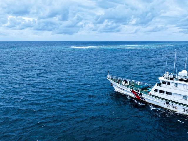 以礁为家 以海为伴 他们用忠诚守护这片蔚蓝