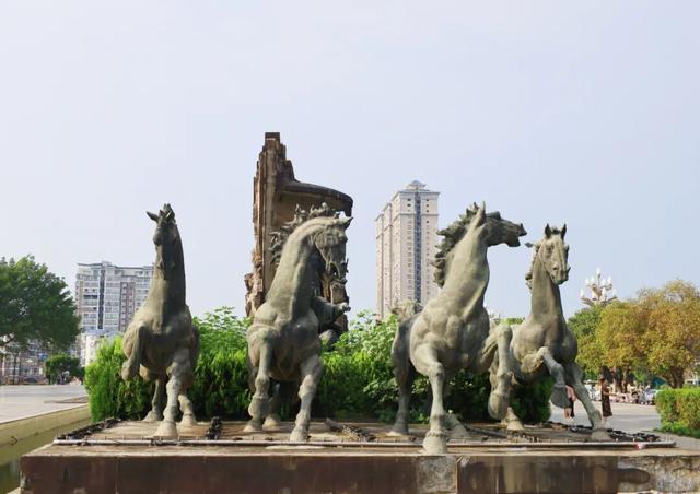 纪信广场+莲花湖公园，藏在你身边的“城市慢生活”图鉴！
