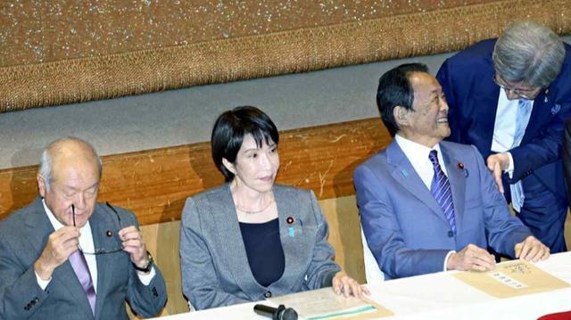 麻生太郎：高市早苗背后的“老狐狸”