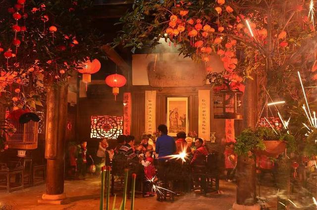 建设世界古城旅游目的地，四川阆中打好三张“牌”丨打赢经济发展翻身仗