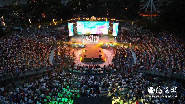 “村光大道”太山庙镇之夜华丽登场 宁陕生态游“出圈”又“出彩