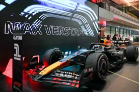 （体育）赛车——F1卡塔尔大奖赛正赛赛况图片