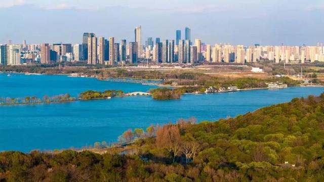 水做的无锡，如何去读？