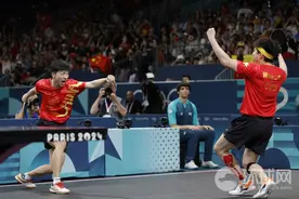 马龙发微博：从伦敦到巴黎走了很远很久的一段路，谢谢站在我身边和身后的所有人图片