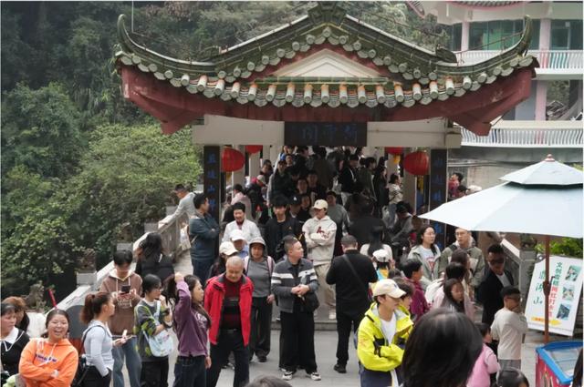游客量全国第22！元旦假期，星湖景区，超火！