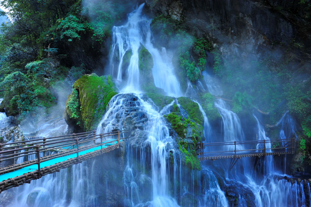 【冬季暖阳 凉山不凉】冬日打卡热榜！凉山，才是这个冬天的顶流之选