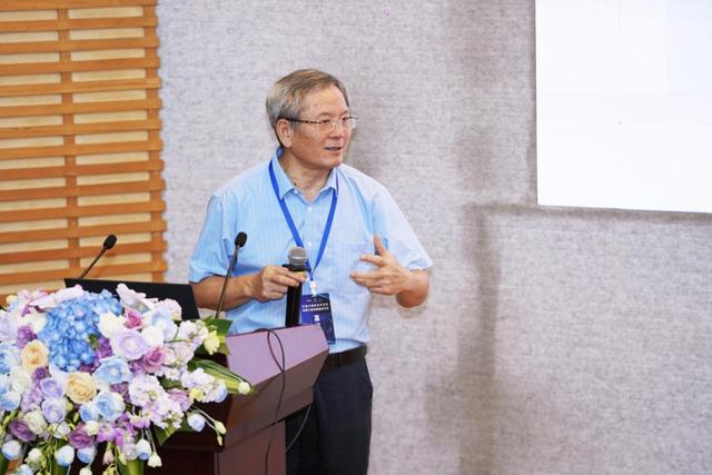 聚焦沉浸式通信与网媒融合，中兴通讯、深大、清华联合论坛在深成功举办