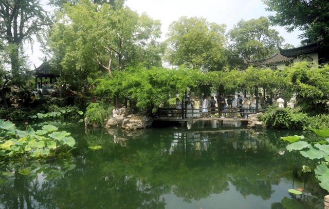 江苏苏州：暑期“清凉游”升温