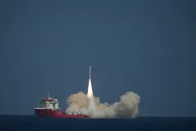 海上一箭六星！谷神星一号海射型遥三运载火箭发射成功图片