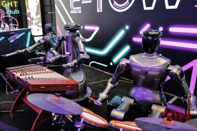 不止于 “机器”：2025世界机器人大会开幕