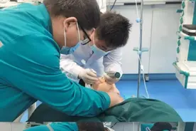 救死扶伤 医者仁心——南阳市第一人民医院西区医院（南阳市卧龙区中医院）春节期间的好人好事图片