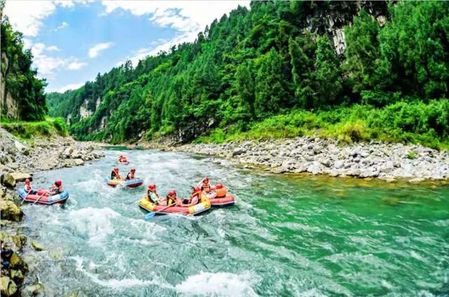 【绥阳县2025十大年度热词】山水赋能后，金银自然生——破译“清凉经济”的绥阳样本