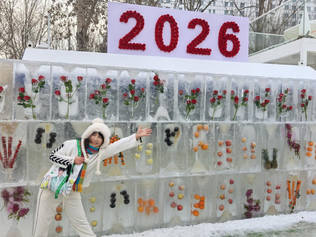 在东北，万物皆可冻！沈阳冰封“果冻”墙来了